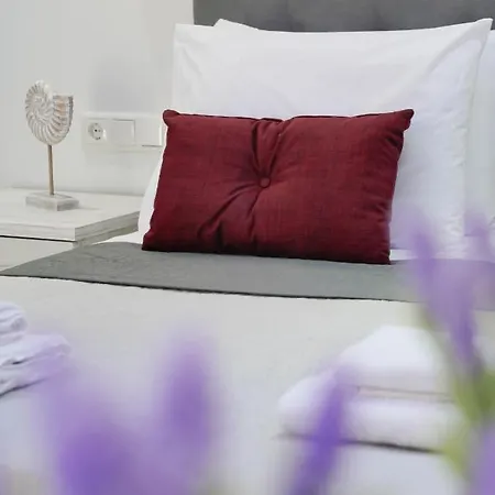 Tarsa's House By The Sea Apartament