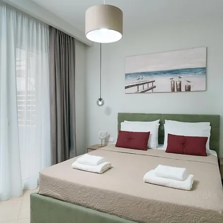 דירה Tarsa's House By The Sea