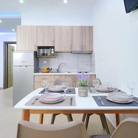 Tarsa's House By The Sea דירה