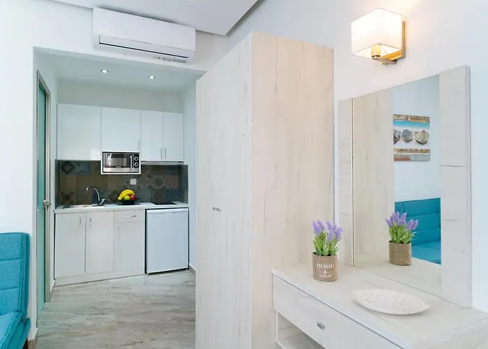 Tarsa's House By The Sea Apartmán *