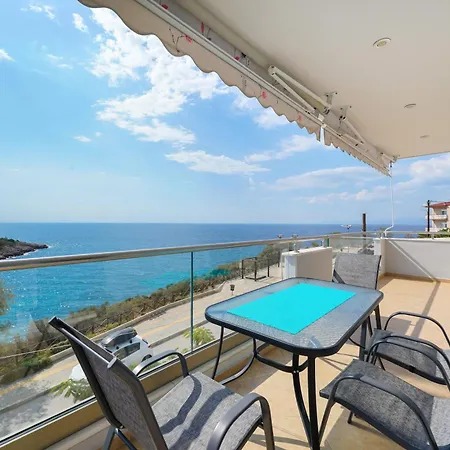 Apartment Tarsa's House By The Sea