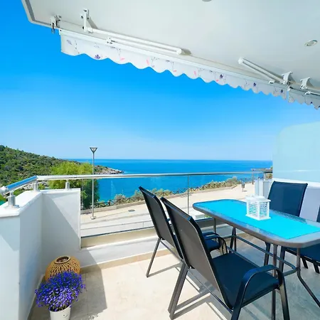 Apartment Tarsa's House By The Sea *