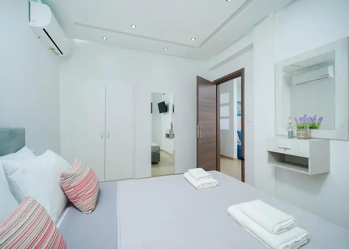 Tarsa's House By The Sea